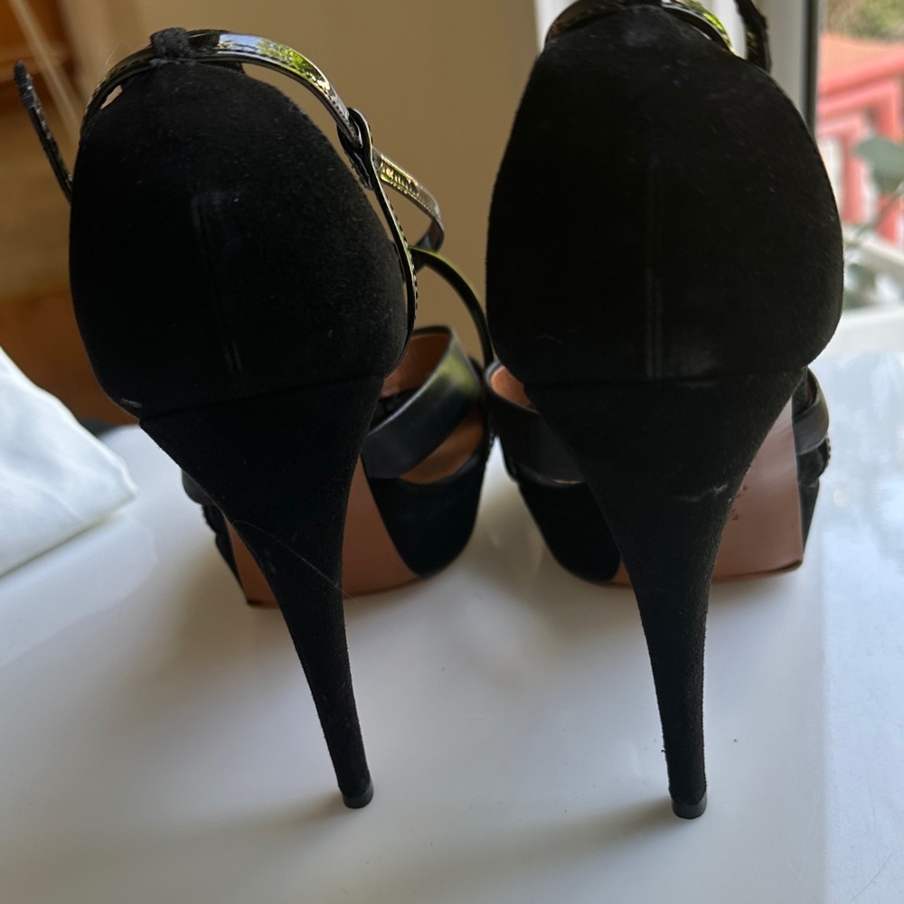 Gucci Black Suede Strappy High Heel Sandals with Patent Trim - Picture 5 of 9